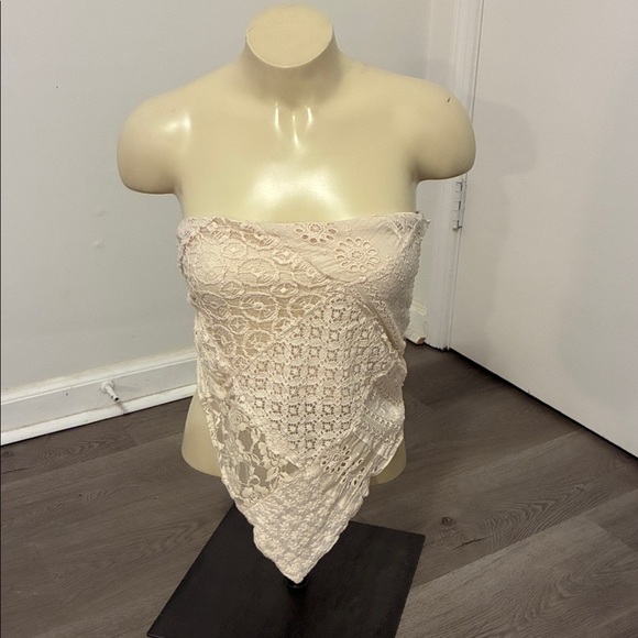 Free People Ivory One Raya Lace Bandana Top, size large - Picture 4 of 8